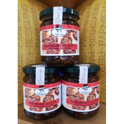Suszone pomidory w oliwie z oliwek extravergine -  Pomodori Secchi in olio di oliva extravergine